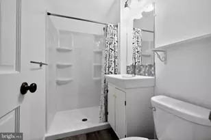 680 Azalea Dr, Rockville, MD 20850 - Photo 21