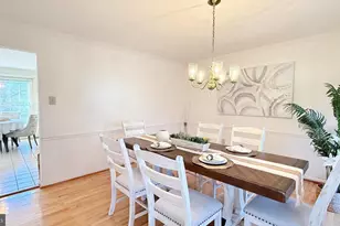 12160 Hidden Brook Terrace, Gaithersburg, MD 20878 - Photo 3