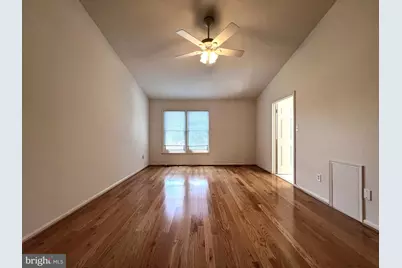 6042 Loganwood Drive, Rockville, MD 20852 - Photo 11