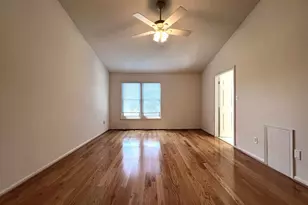 6042 Loganwood Dr, Rockville, MD 20852 - Photo 11