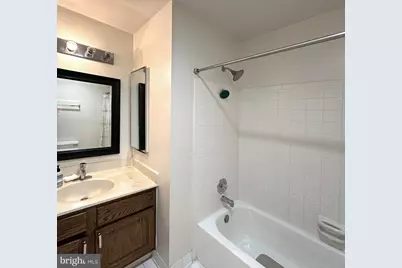 6042 Loganwood Drive, Rockville, MD 20852 - Photo 17