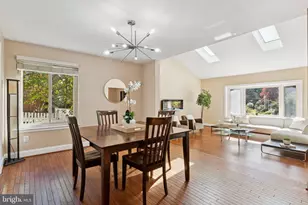 8033 Cypress Grove Ln, Cabin John, MD 20818 - Photo 5