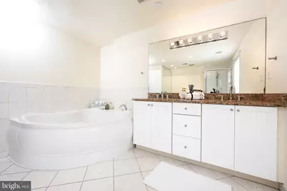 9125 Copenhaver Drive, Potomac, MD 20854 - Photo 9