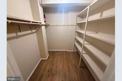 10201 Grosvenor Place #818, Rockville, MD 20852 - Photo 7