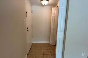 402 Girard St, Gaithersburg, MD 20877 - Photo 3