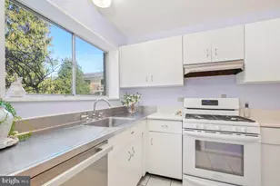 10612 Montrose Ave, Bethesda, MD 20814 - Photo 5