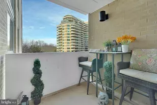 4601 N Park Ave, Chevy Chase, MD 20815 - Photo 13