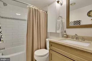 4601 N Park Ave, Chevy Chase, MD 20815 - Photo 19