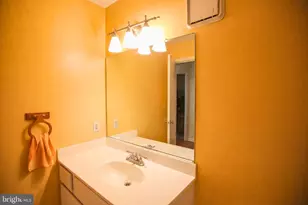 946 Windbrooke Dr, Gaithersburg, MD 20879 - Photo 21