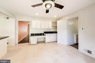 1718 Crestview Dr, Rockville, MD 20854 - Photo 13