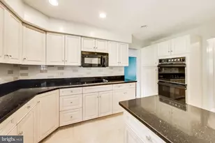 1718 Crestview Dr, Rockville, MD 20854 - Photo 11