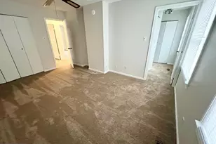 11 Fenceline Dr, Gaithersburg, MD 20878 - Photo 17