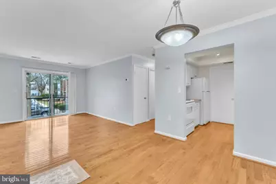 18334 Streamside Drive #201, Gaithersburg, MD 20879 - Photo 3