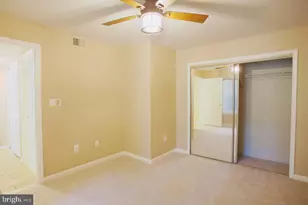 913 Hillside Lake Terrace, Gaithersburg, MD 20878 - Photo 13