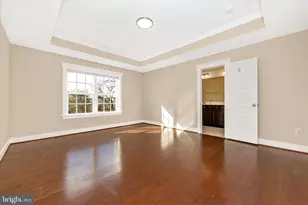 10211 Travilah Grove Cir, Rockville, MD 20850 - Photo 23