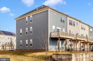 10211 Travilah Grove Cir, Rockville, MD 20850 - Photo 49