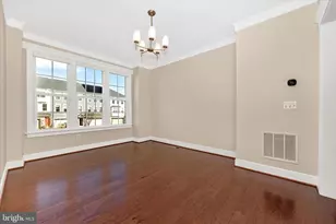 10211 Travilah Grove Cir, Rockville, MD 20850 - Photo 13