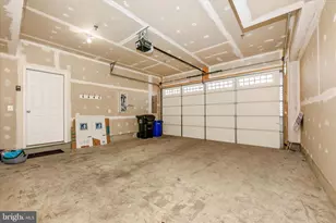 10211 Travilah Grove Cir, Rockville, MD 20850 - Photo 41