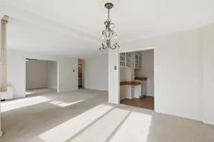 10201 Grosvenor Pl, Rockville, MD 20852 - Photo 13