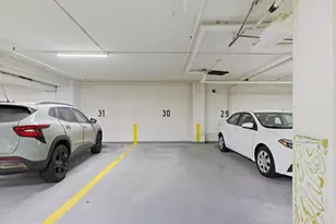 10201 Grosvenor Pl, Rockville, MD 20852 - Photo 35