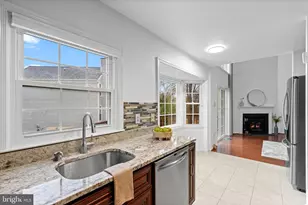 14810 Cherry Leaf Terrace, Silver Spring, MD 20906 - Photo 9