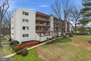 10300 Westlake Dr, Bethesda, MD 20817 - Photo 15