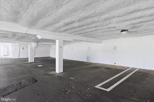 10300 Westlake Dr, Bethesda, MD 20817 - Photo 19