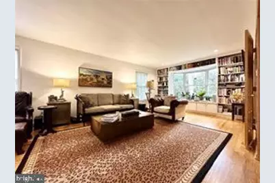 8208 Thoreau Drive, Bethesda, MD 20817 - Photo 5