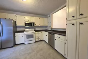 58 Windbrooke Cir, Gaithersburg, MD 20879 - Photo 9