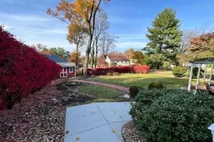 8921 N Westland Dr, Gaithersburg, MD 20877 - Photo 11