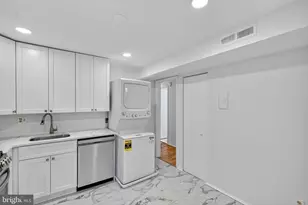 18910 Smoothstone Way, Montgomery Village, MD 20886 - Photo 9