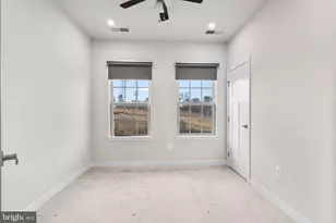 19708 Preservation Mews, Montgomery Village, MD 20886 - Photo 21