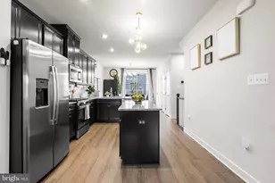 19708 Preservation Mews, Montgomery Village, MD 20886 - Photo 7