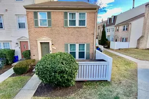 1 Appledowre Ct, Germantown, MD 20876 - Photo 27