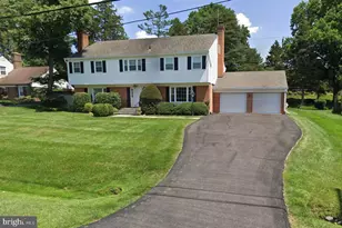 11109 Luxmanor Rd, North Bethesda, MD 20852 - Photo 1