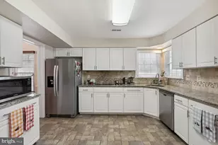 12011 Provost Way, Germantown, MD 20874 - Photo 9