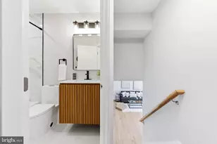 8613 Hartsdale Ave, Bethesda, MD 20817 - Photo 29