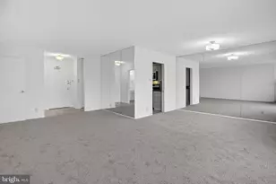 4515 Willard Ave, Chevy Chase, MD 20815 - Photo 3