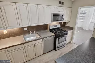 4515 Willard Ave, Chevy Chase, MD 20815 - Photo 7