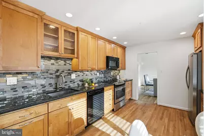 8802 Liberty Lane, Potomac, MD 20854 - Photo 7