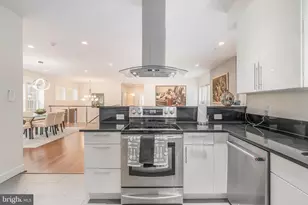 7201 Thomas Branch Dr, Bethesda, MD 20817 - Photo 17