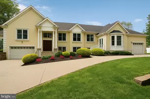 7201 Thomas Branch Dr, Bethesda, MD 20817 - Photo 1