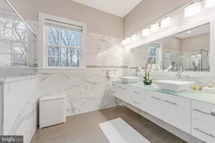 7201 Thomas Branch Dr, Bethesda, MD 20817 - Photo 61