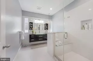 7201 Thomas Branch Dr, Bethesda, MD 20817 - Photo 23