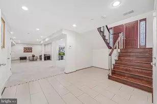 7201 Thomas Branch Dr, Bethesda, MD 20817 - Photo 35