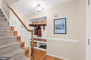 17812 Vinyard Ln, Rockville, MD 20855 - Photo 7