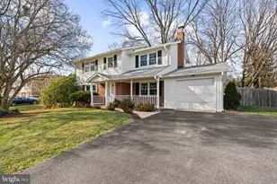 17812 Vinyard Ln, Rockville, MD 20855 - Photo 5