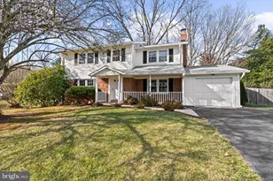 17812 Vinyard Ln, Rockville, MD 20855 - Photo 3