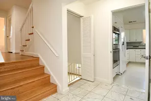 7109 Radnor Rd, Bethesda, MD 20817 - Photo 3