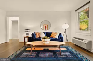 4818 Chevy Chase Dr, Chevy Chase, MD 20815 - Photo 5